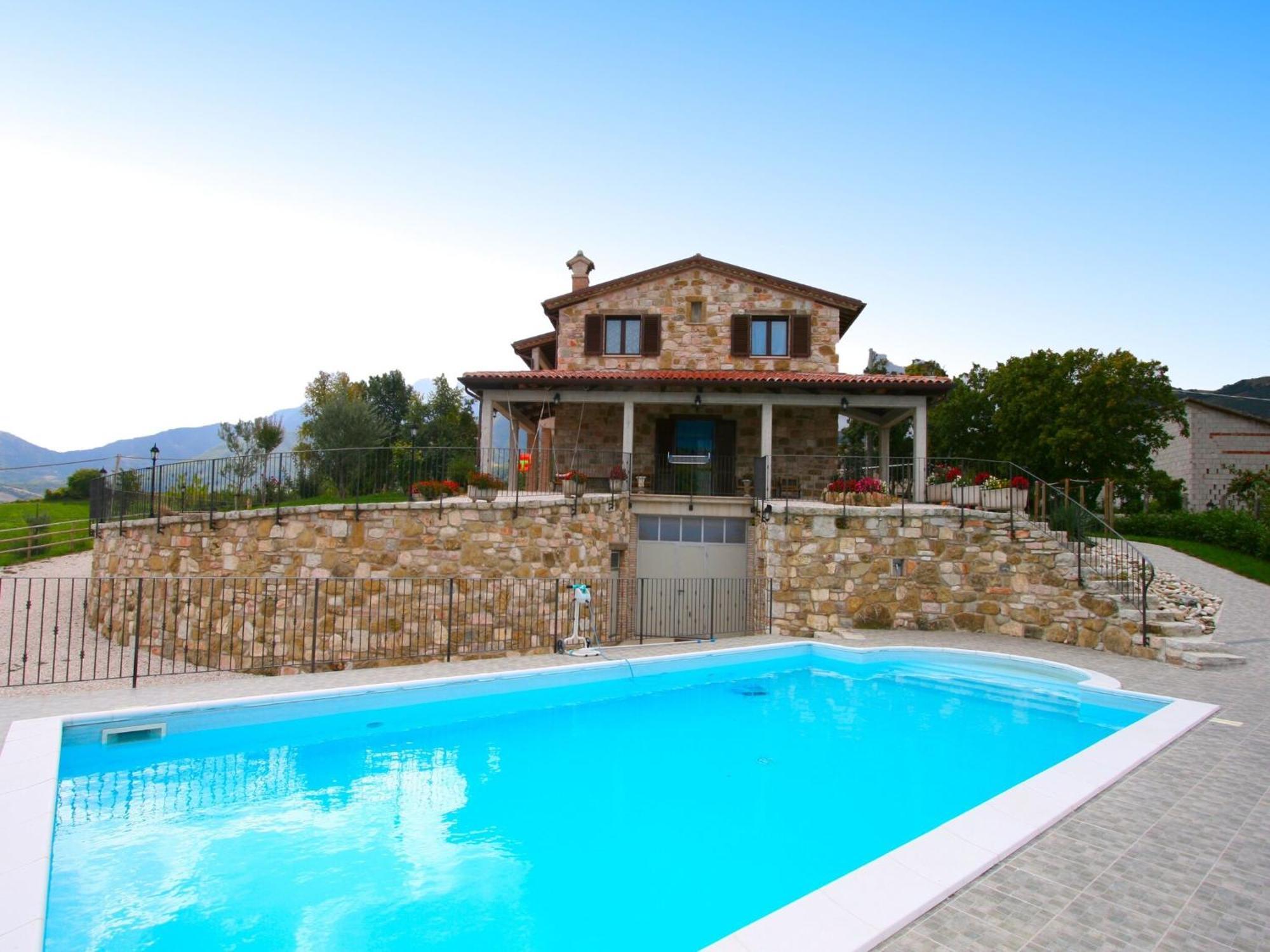 Timeless Villa In Cagli With Garden And Swimming Pool Exterior foto