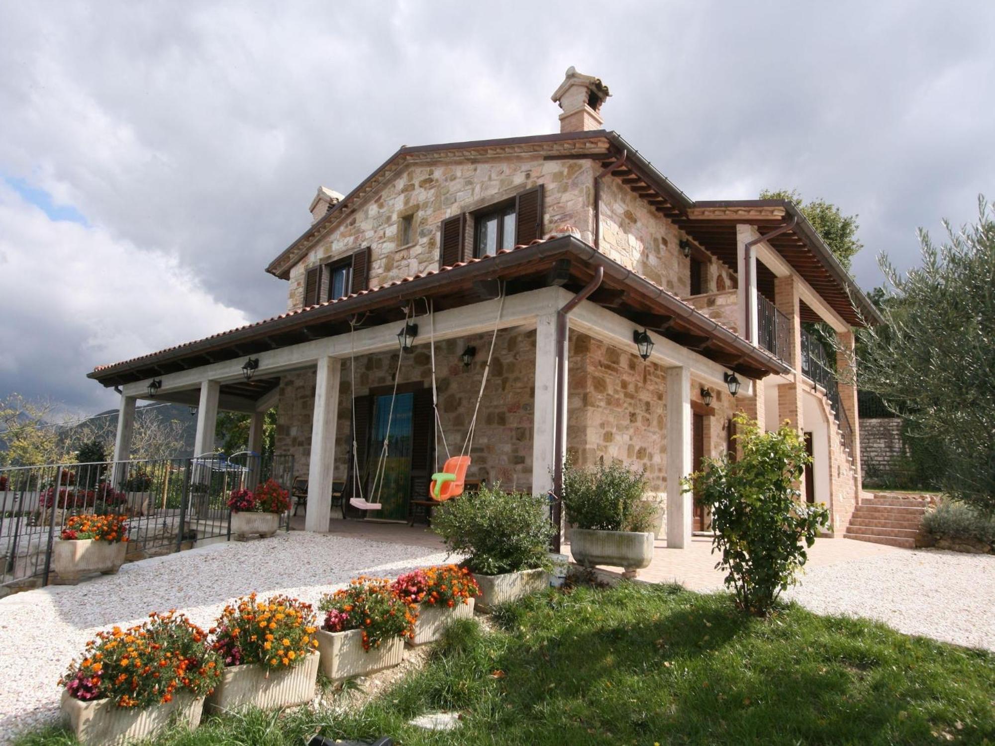 Timeless Villa In Cagli With Garden And Swimming Pool Exterior foto